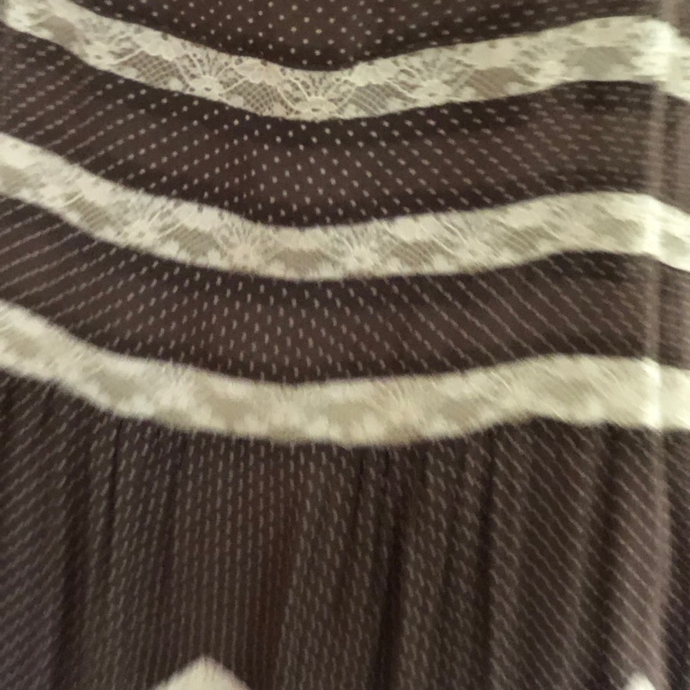 Dress - Picture 3 of 6